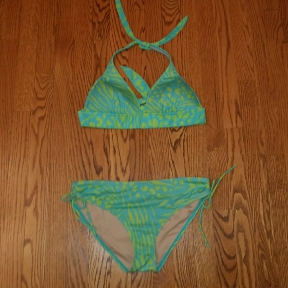 Victoria's Secret Other - Victoria's Secret green cheetah push up bikini L